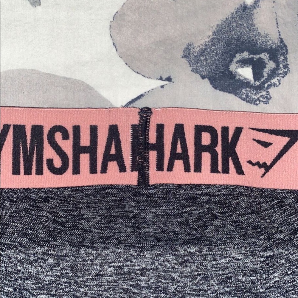 Gymshark Grey and Pink Flex Leggings - Picture 3 of 3